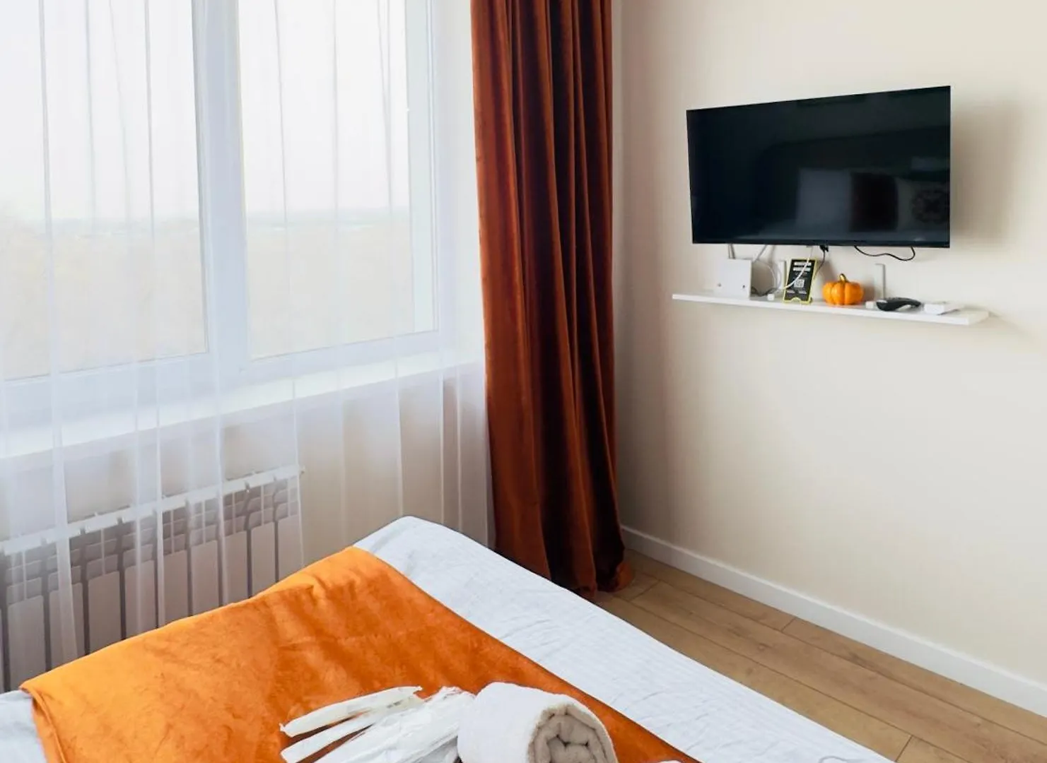 Студия Красивая Almaty Lejlighed
